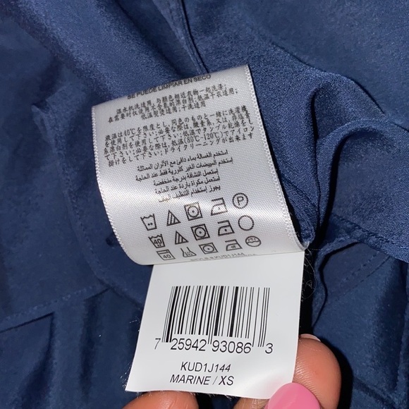 BCBG Blue & Black Ruffle Lace  Sleeveless Blouse Size X Small - Picture 7 of 12